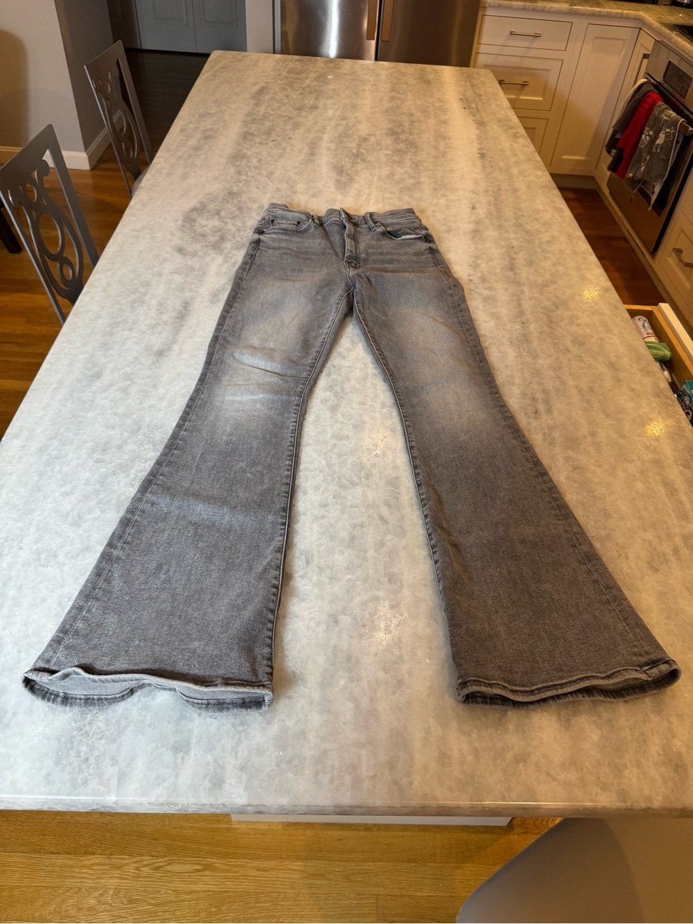 MOTHER Women's High Waisted Weekender Skimp Jean Gray Flare